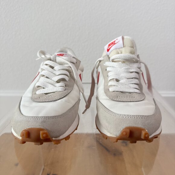Nike Daybreak Sneakers Summit White & University Red Size 6.5 Retro Streetwear - Picture 11 of 16